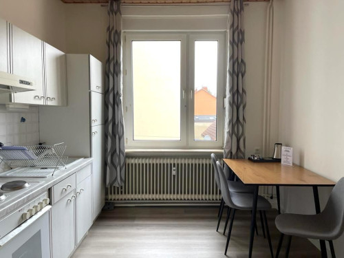 3-Bed Apartment for fitters with kitchen