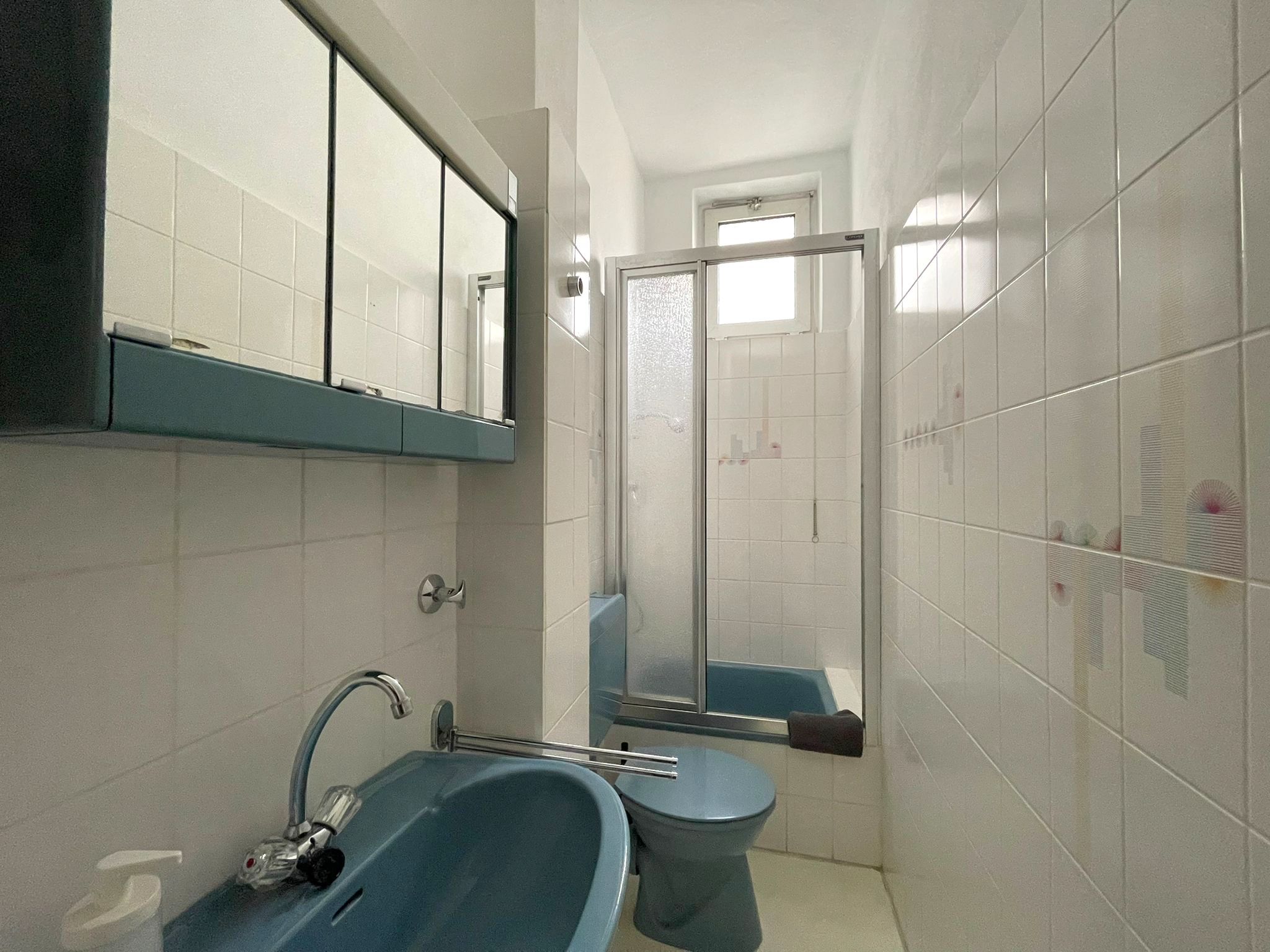 3-Bed Apartment For Fitters With Kitchen - 3