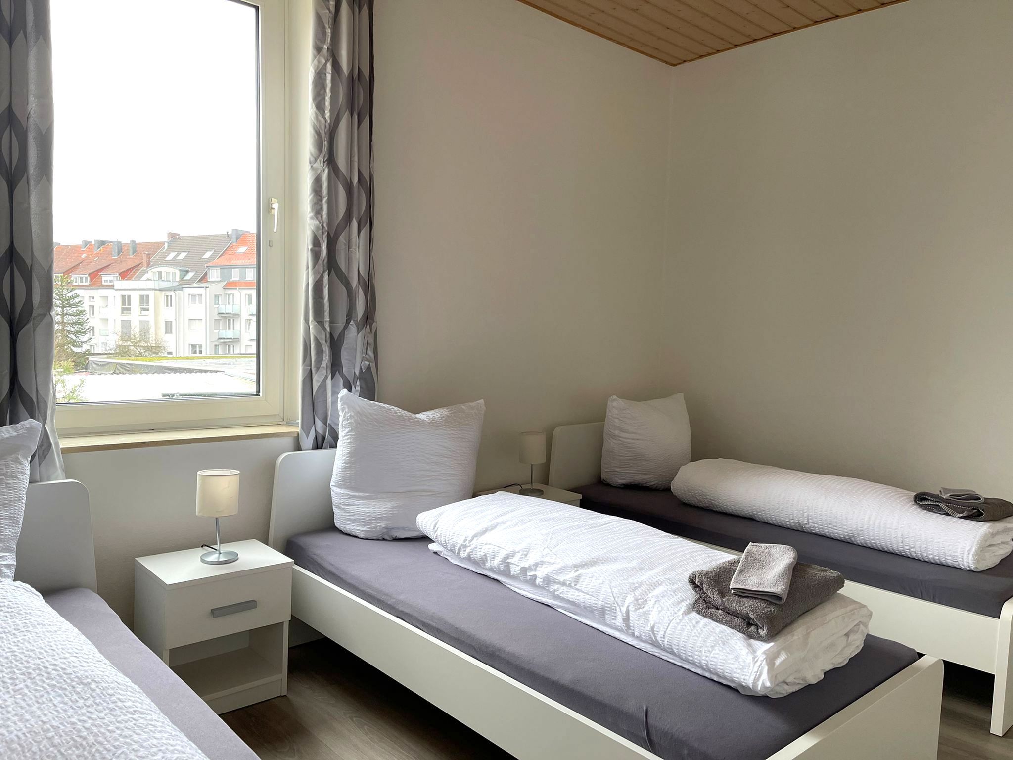 3-Bed Apartment For Fitters With Kitchen - 4