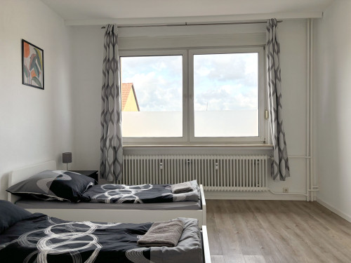Amazing 4-Bed Apartment for fitters - Gallery - 26