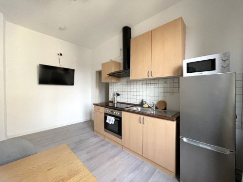 Amazing 4-Bed Apartment for fitters - Gallery - 13