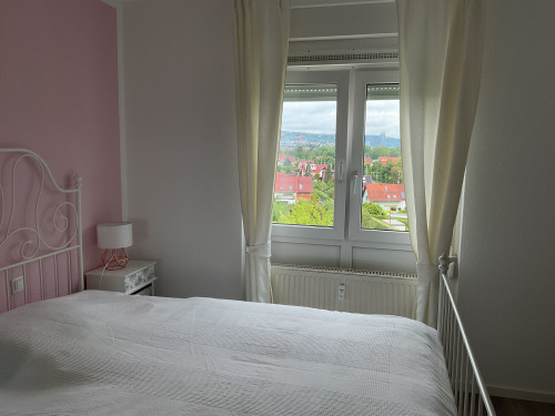 Cute, new home in Jena