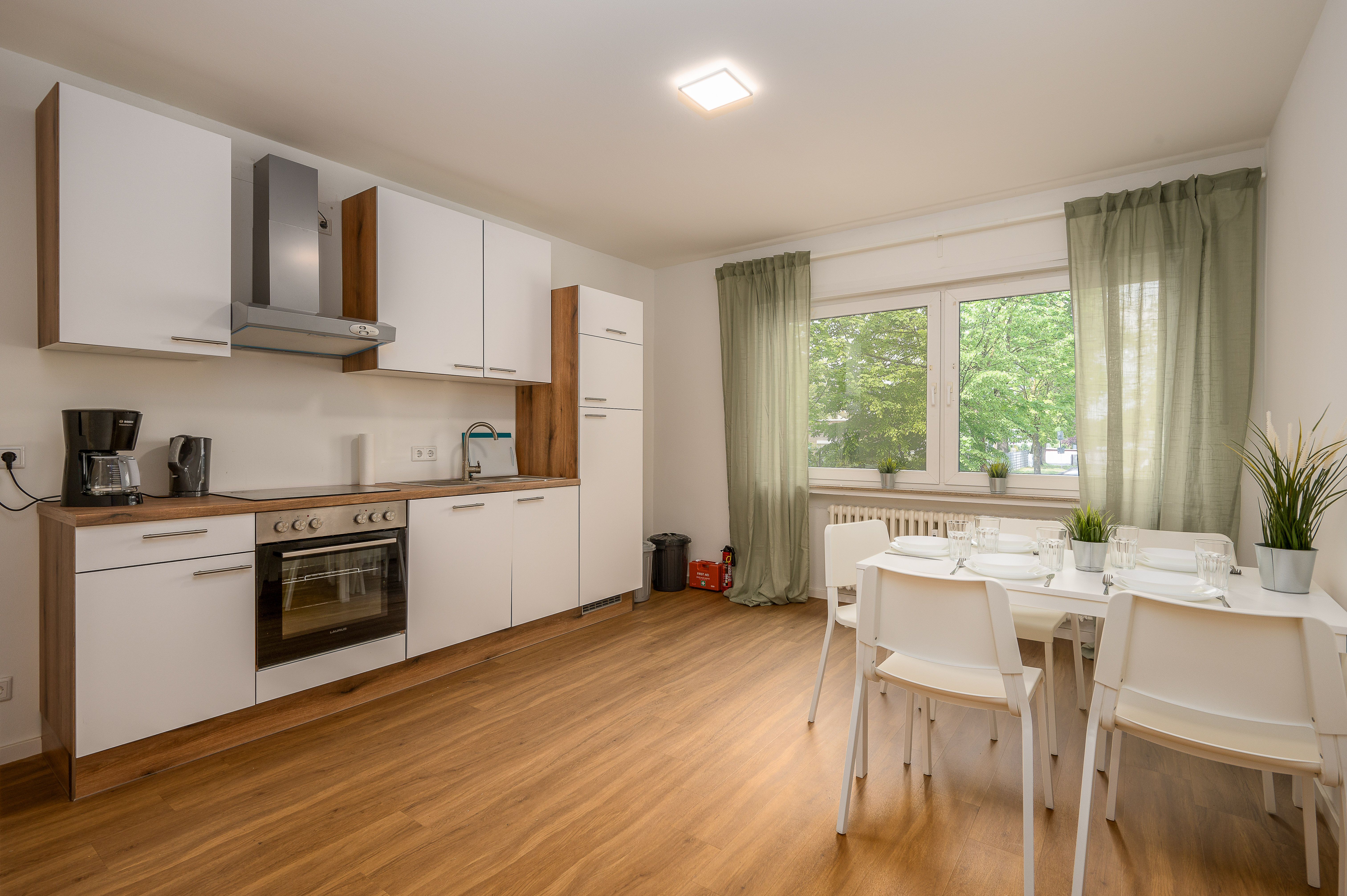 Fully Equipped Two Bedroom Apartment With Balcony - 10