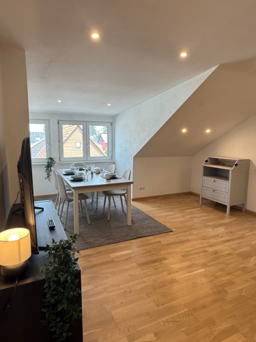 Modern Flat | Washing Machine, Underfloor Heating, Rain Shower