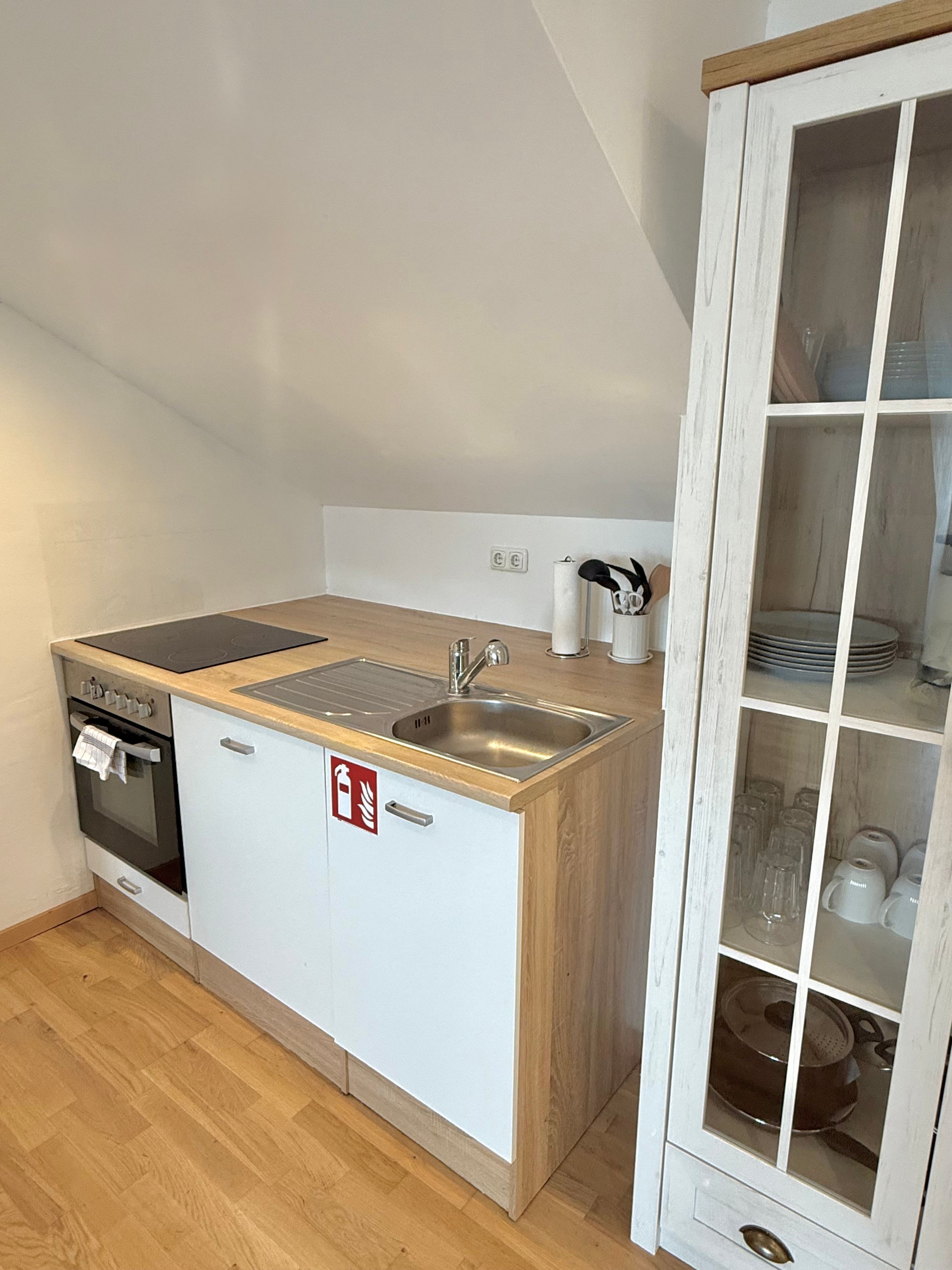 Modern Flat | Washing Machine, Underfloor Heating, Rain Shower - 9