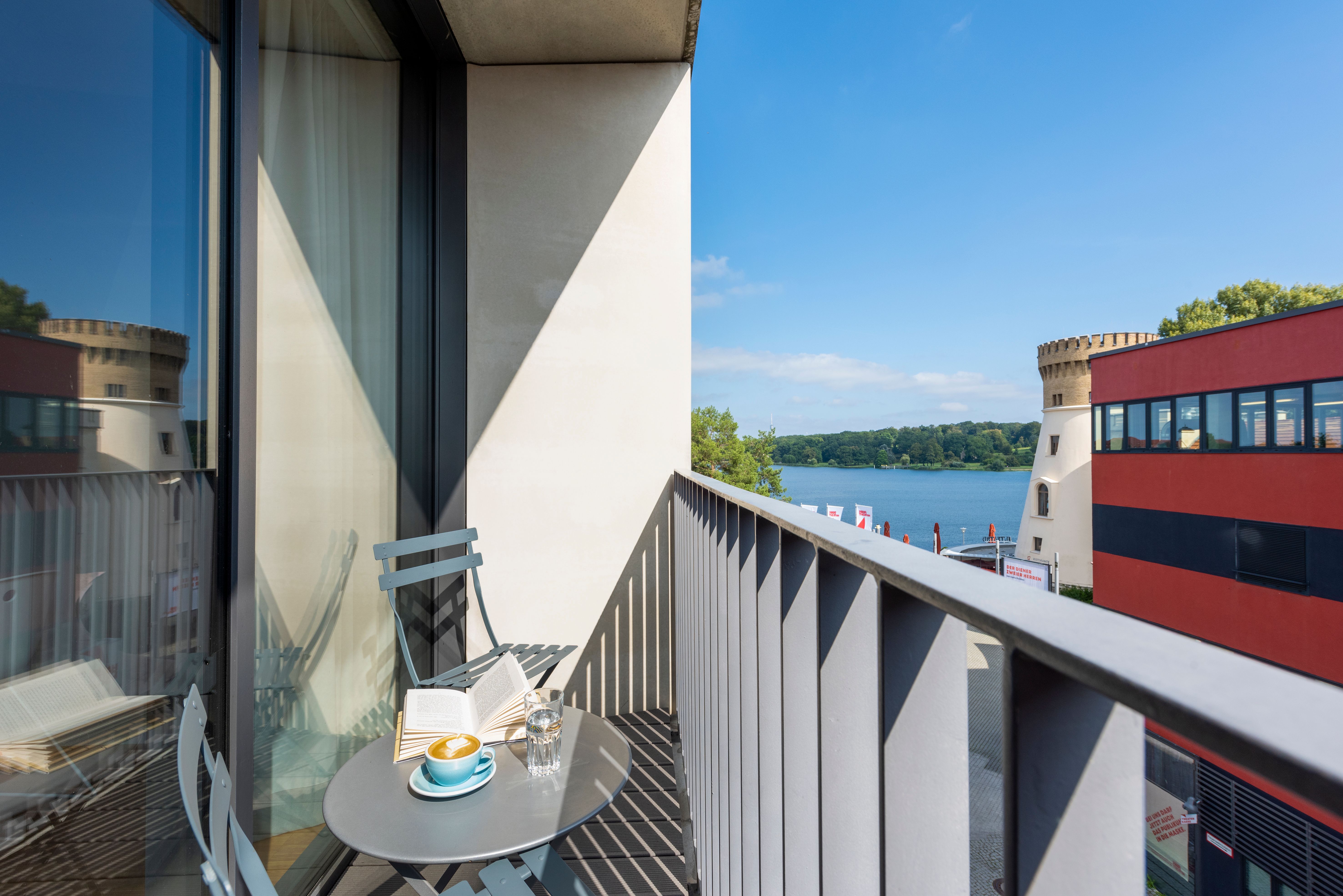 Design Apartment In Art - & Culture -Quartier Schiffbauergasse In Potsdam - 2