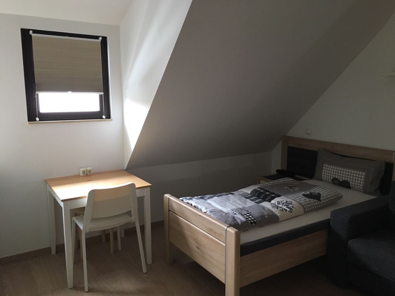 Nice Apartment Close To Park - 4