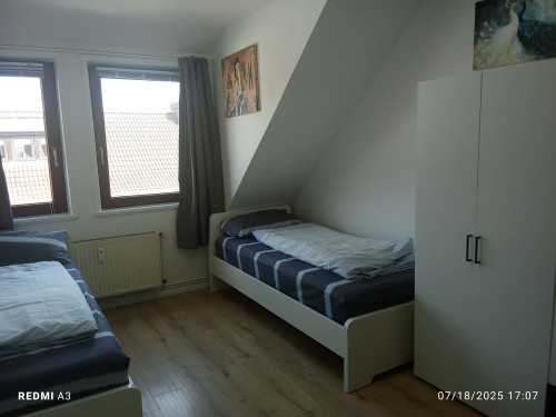 DG-2 Rooms+ Kitchen+ Shower room - 4 Persons furnished apartment in Hempenweg 57, 28197 Woltmershausen Bremenen (Bremen) - Gallery - 12