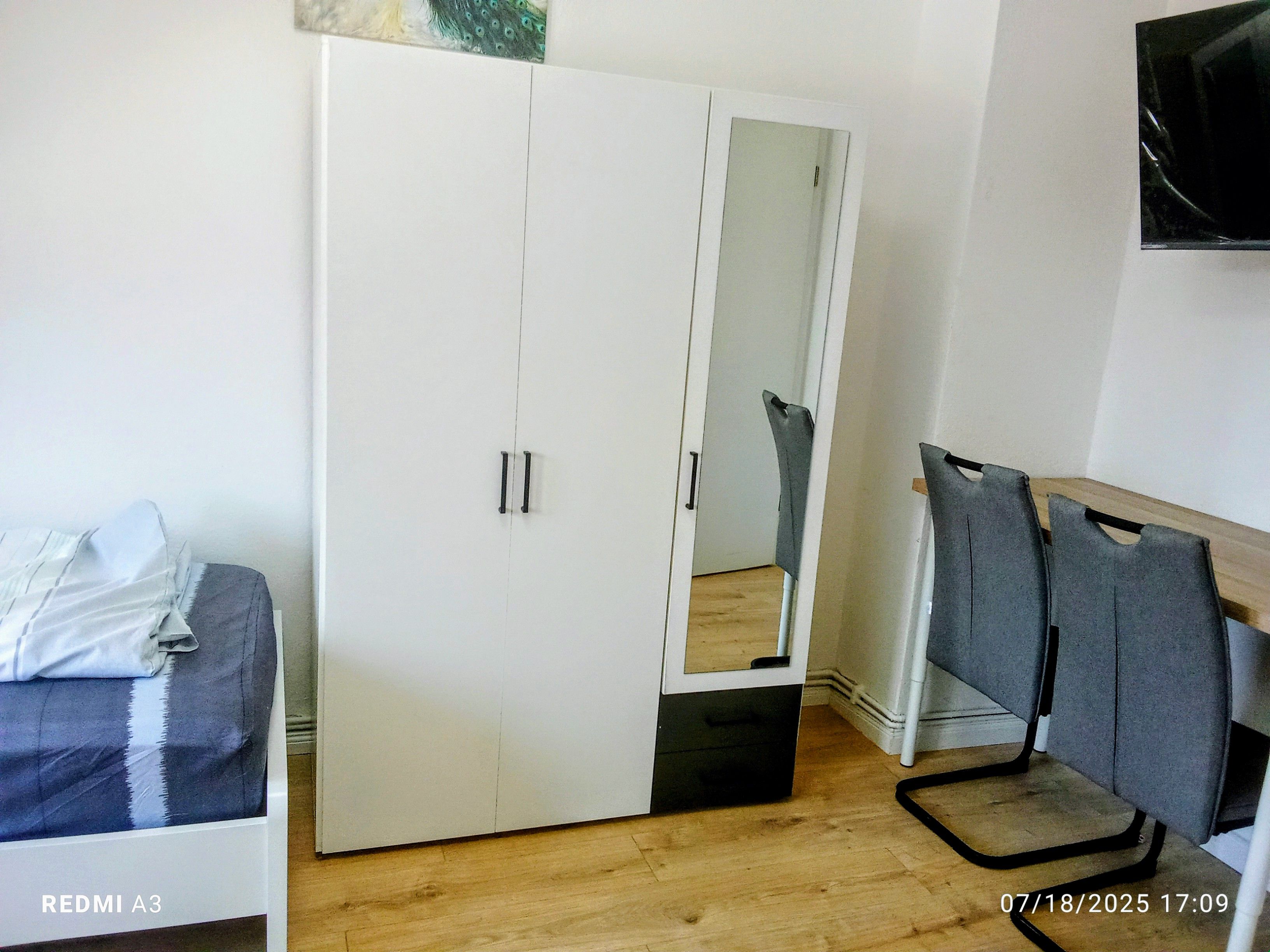 DG-2 Rooms+ Kitchen+ Shower Room - 4 Persons Furnished Apartment In Hempenweg 57, 28197 Woltmershaus - 5
