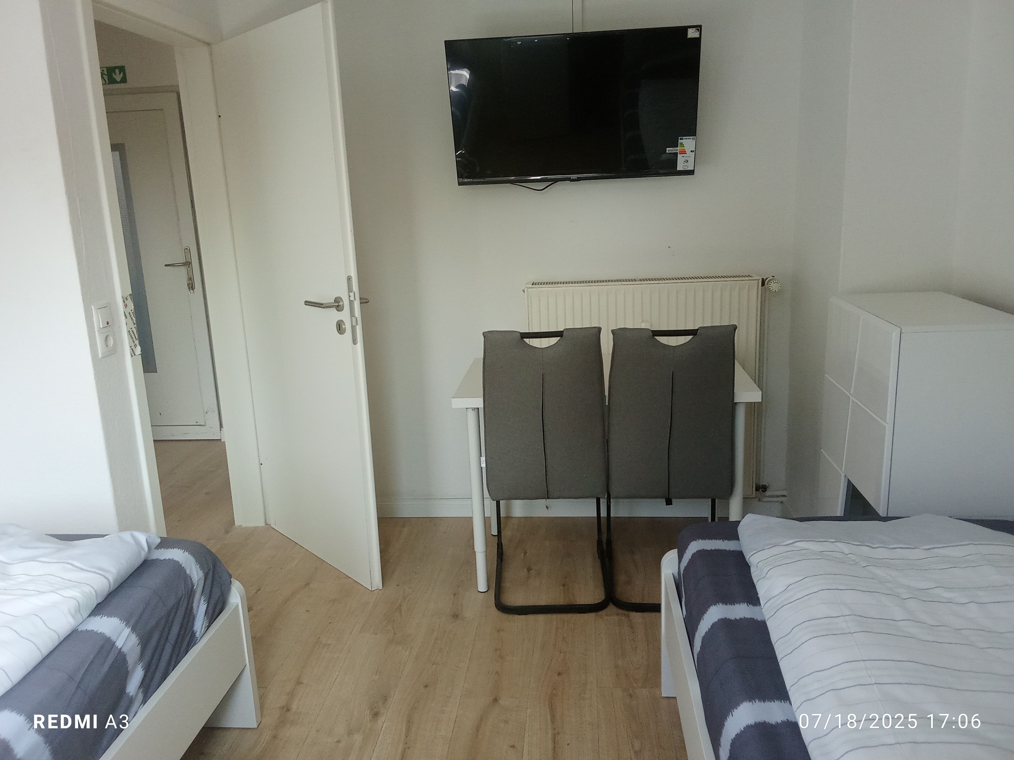 DG-2 Rooms+ Kitchen+ Shower Room - 4 Persons Furnished Apartment In Hempenweg 57, 28197 Woltmershaus - 18