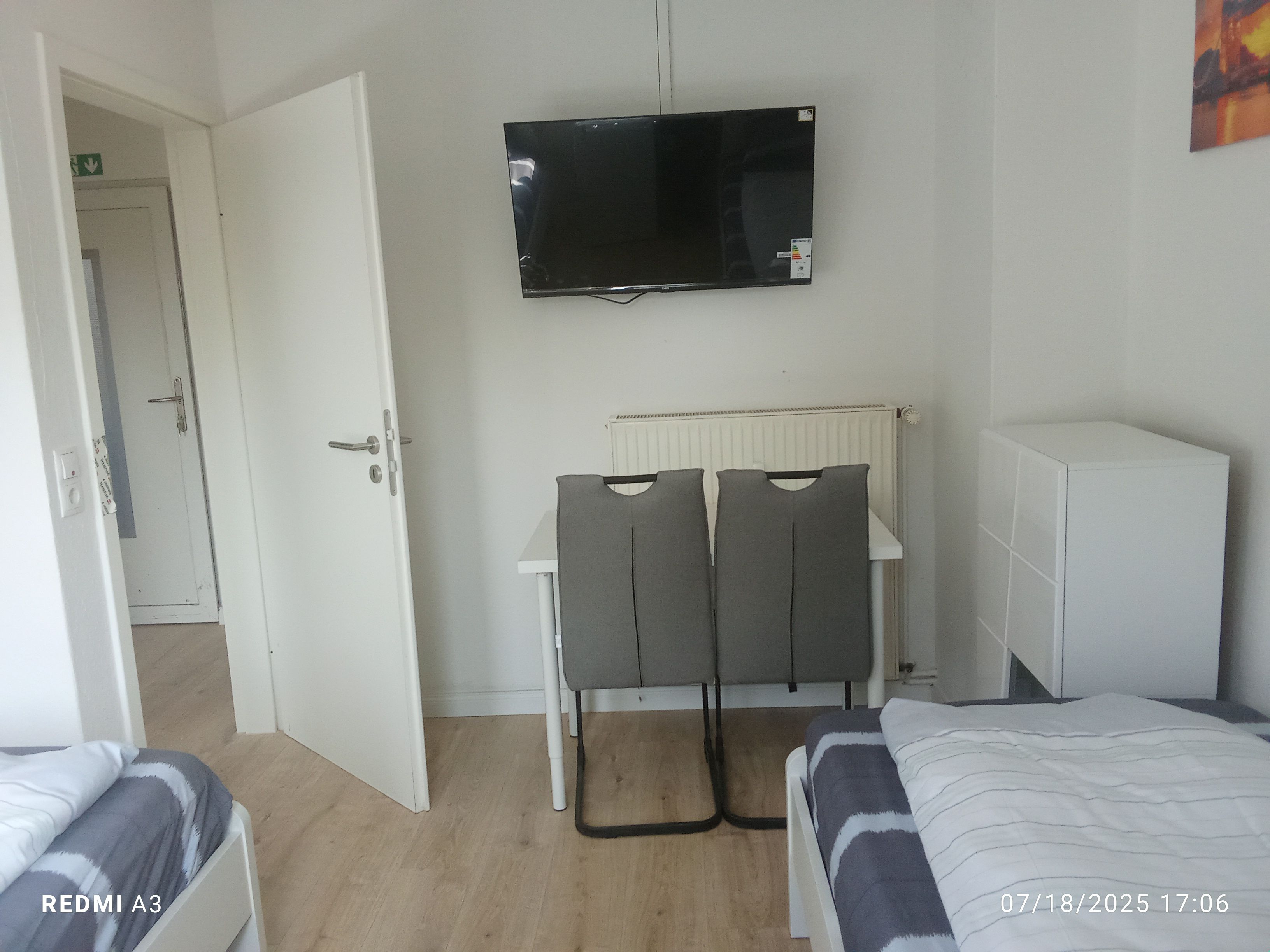 DG-2 Rooms+ Kitchen+ Shower Room - 4 Persons Furnished Apartment In Hempenweg 57, 28197 Woltmershaus - 15
