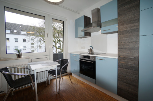 Sehr schöne 3 Zimmer Wohnung mit massiv Parkett, füßläufig Hauptbahnhof ! - Gallery - 12