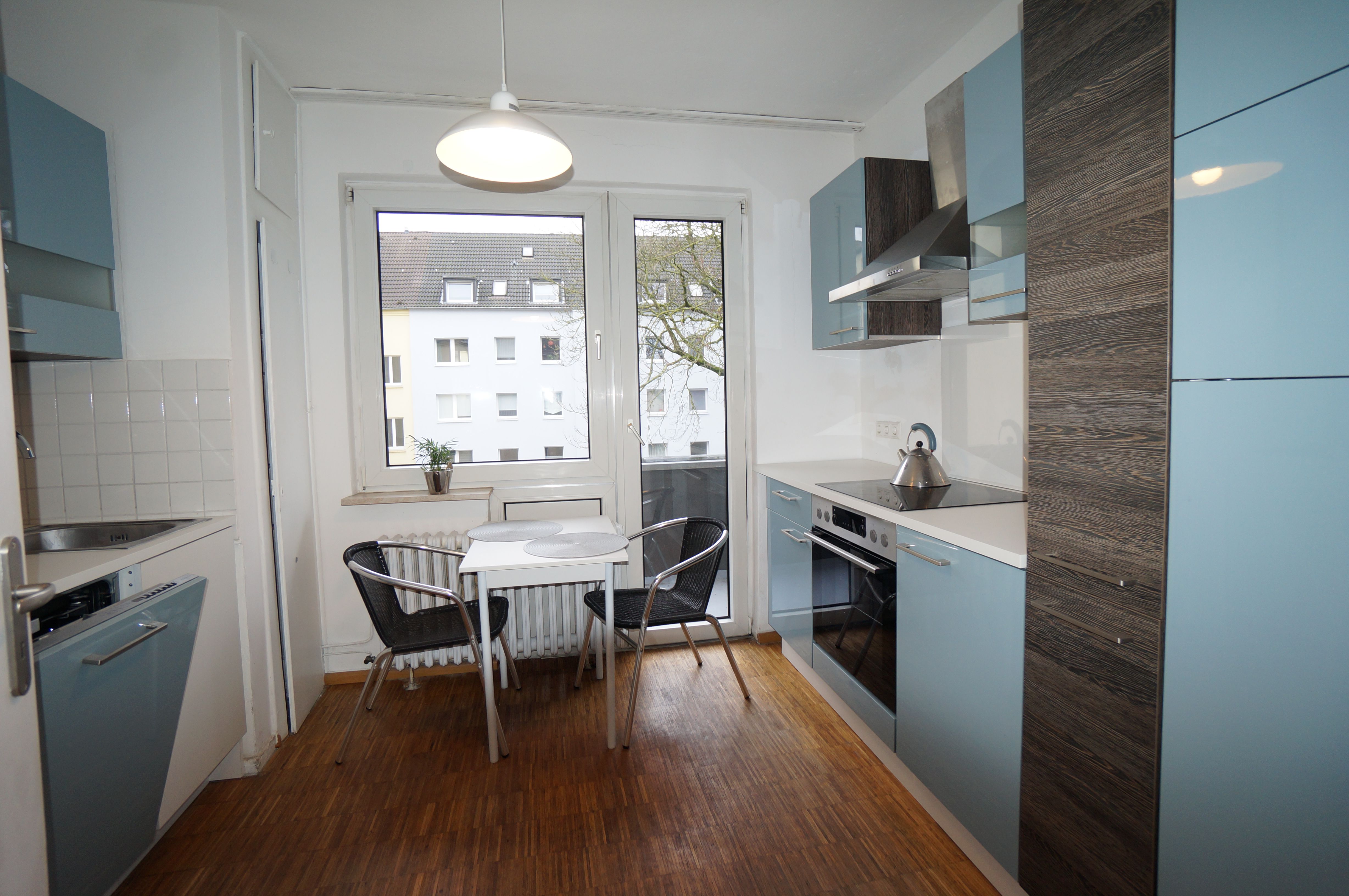 Sehr Schöne 3 Zimmer Wohnung Mit Massiv Parkett, Füßläufig Hauptbahnhof ! - Sehr schöne 3 Zimmer Wohnung mit massiv Parkett, füßläufig Hauptbahnhof ! - Gallery - 1