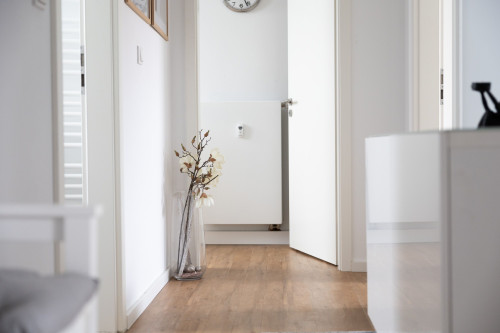 urban Apartment at the zoo | kitchen | washing machine | inner city by Ko-Living