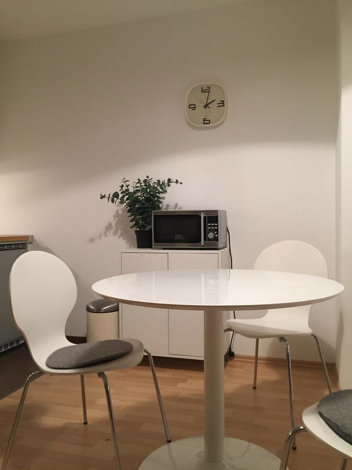 Modern Studio Apartment, Centrally Located In Offenbach - 2