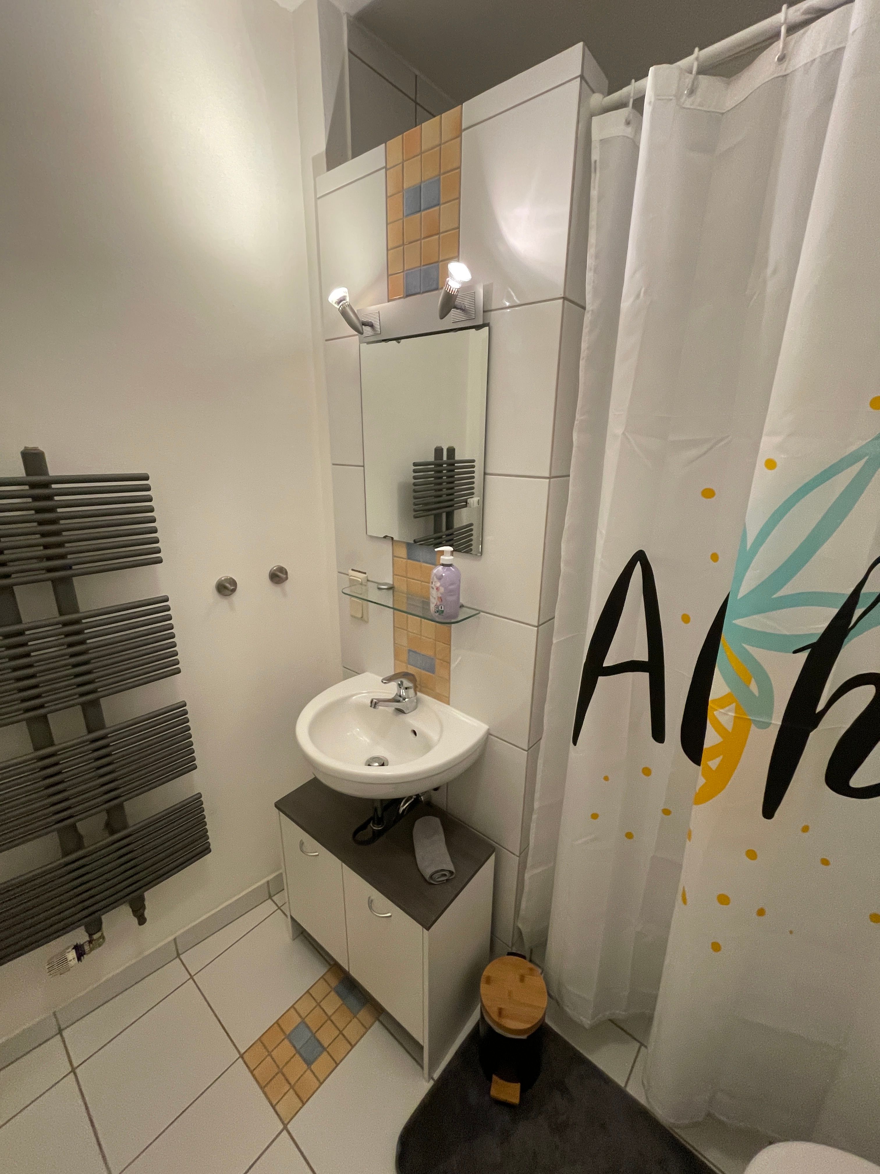  A Lovely Studio Apartment In K-Town  -  A lovely Studio Apartment in K-Town  - Gallery -  8