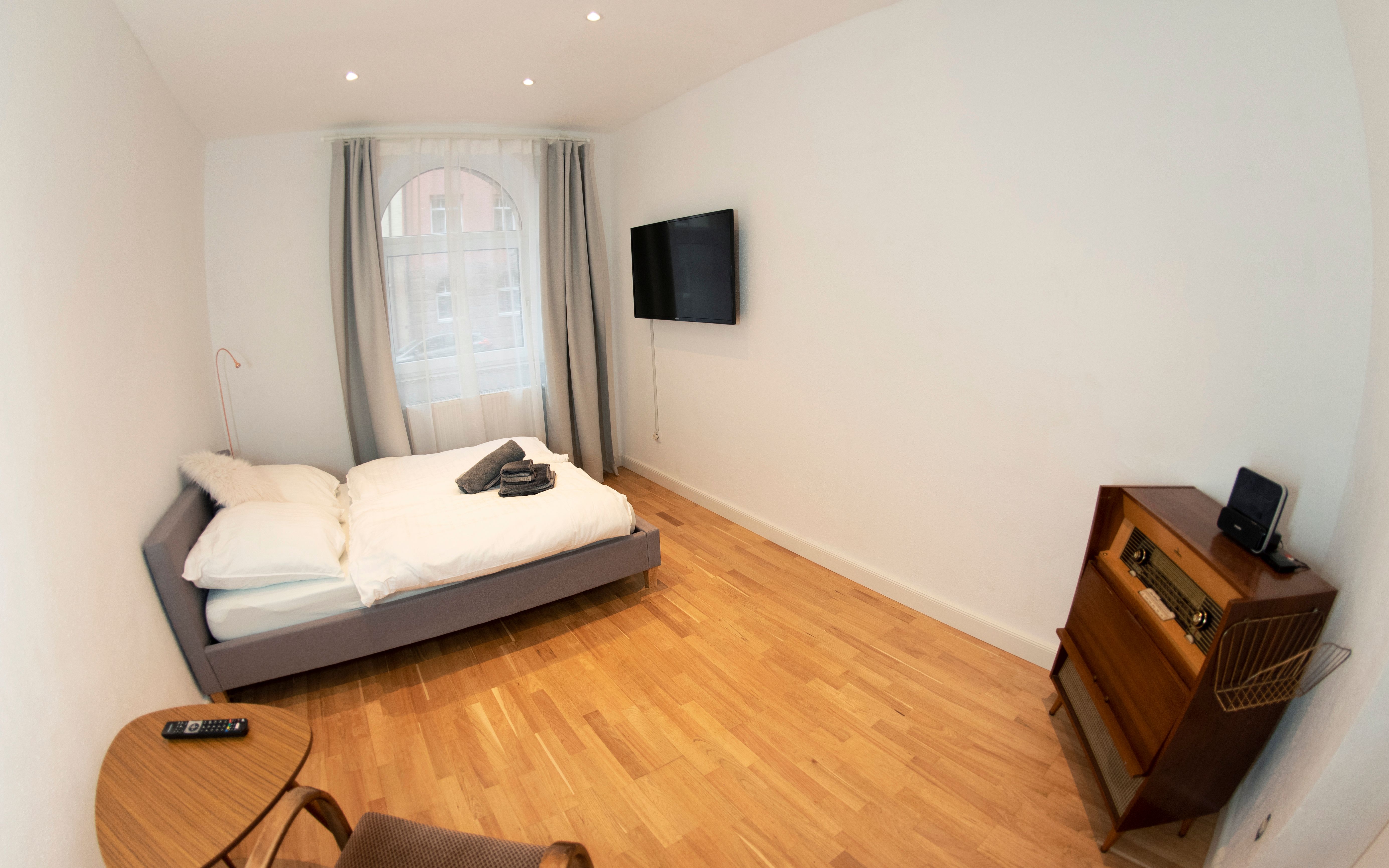 Renovated Art Nouveau Flat - 8