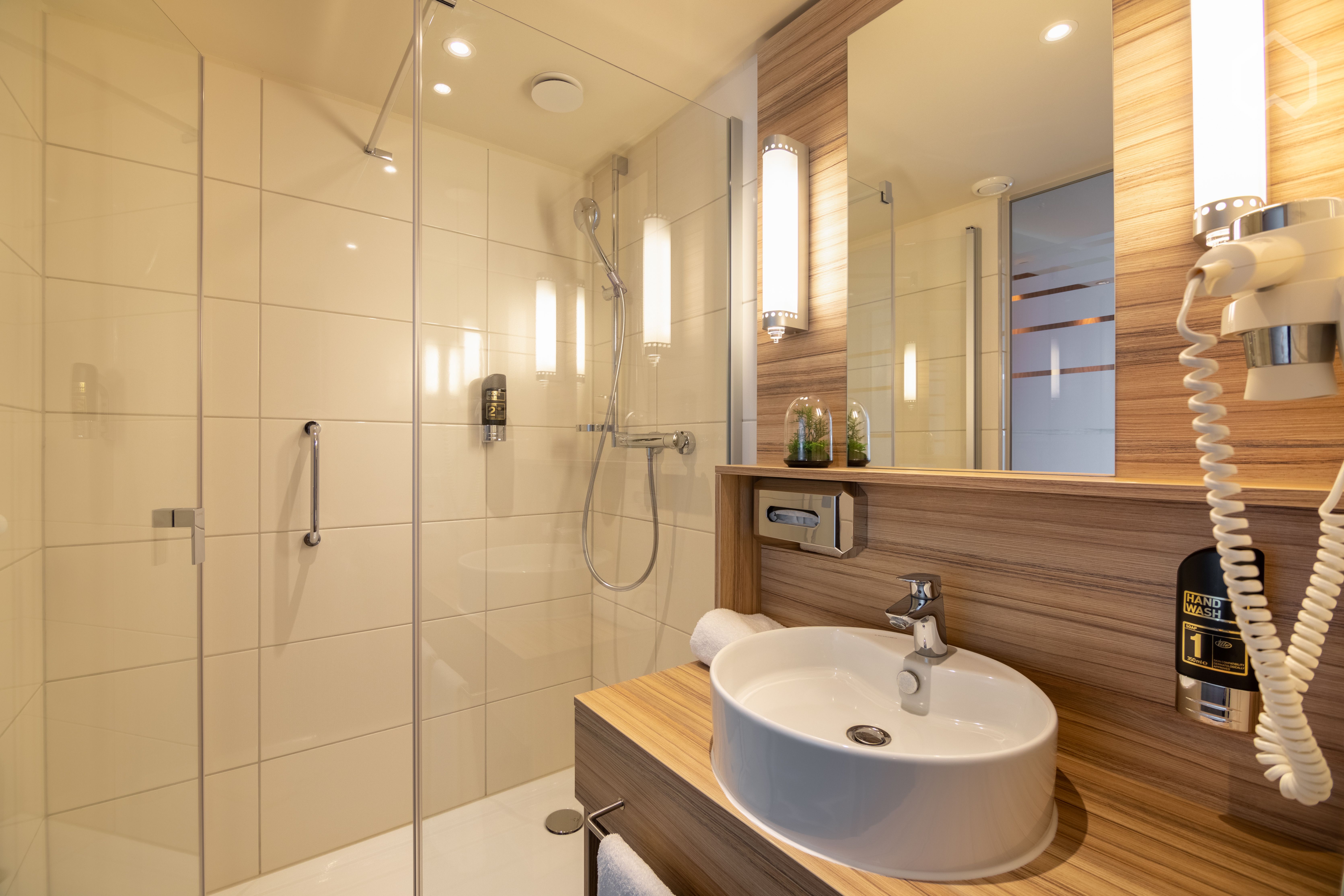 With Kitchen - Great Studio With Good Transport Links - With kitchen - Great Studio with good transport links - Gallery - 5