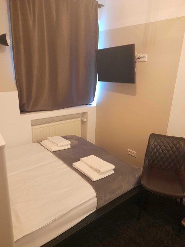 Comfortable studio with double bed in Bonn - Gallery - 13