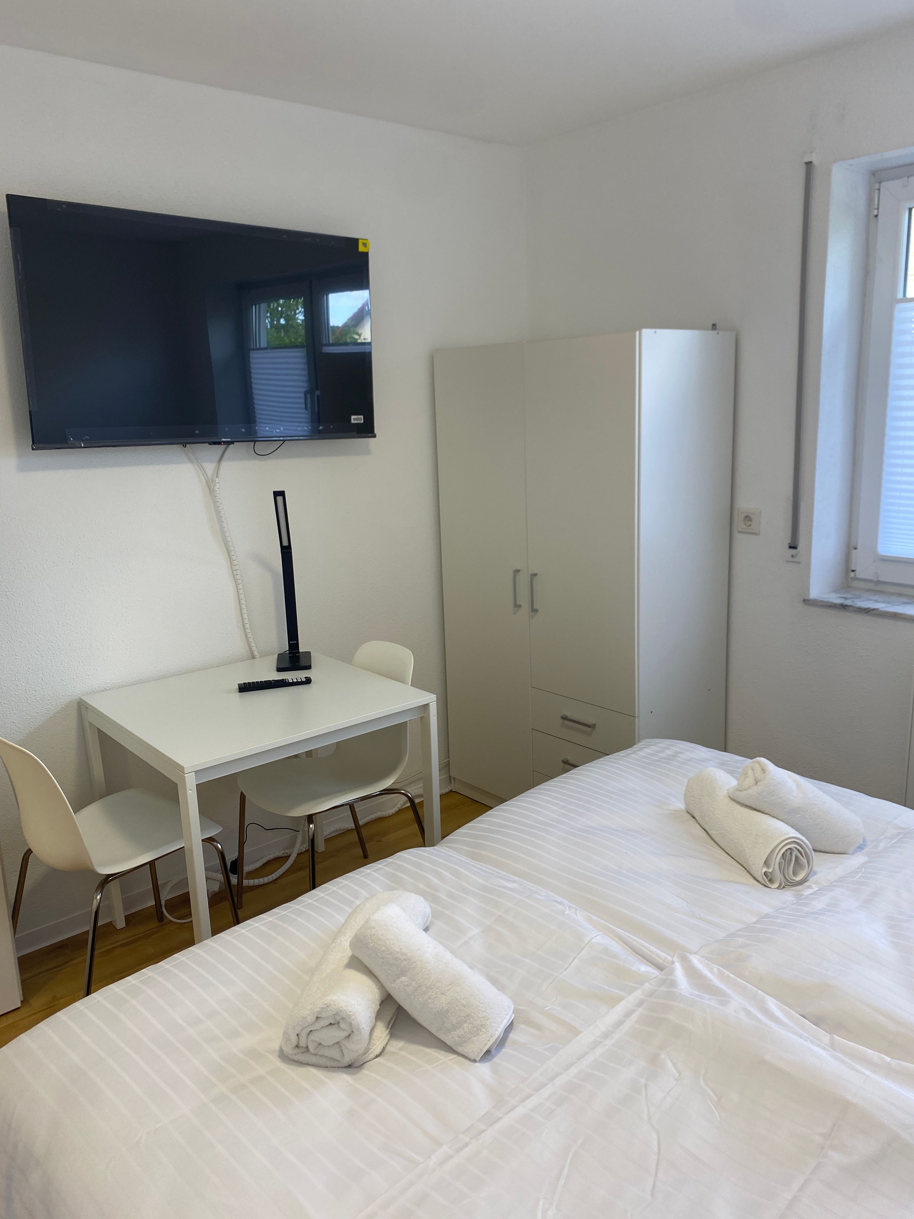 Modern - Wifi - Netflix - Quiet Location - 8