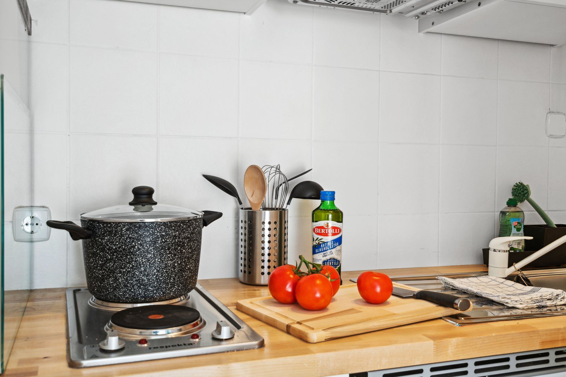  Studio Apt | Ground Floor |Koblenz-Güls – ZachaStay  -  Studio Apt | Ground Floor |Koblenz-Güls – ZachaStay  - Gallery -  10