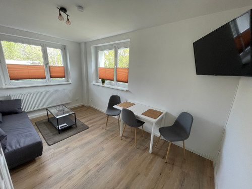 Fully Furnished 2-Room Apartment Next to Leipzig Trade Fair with Parking