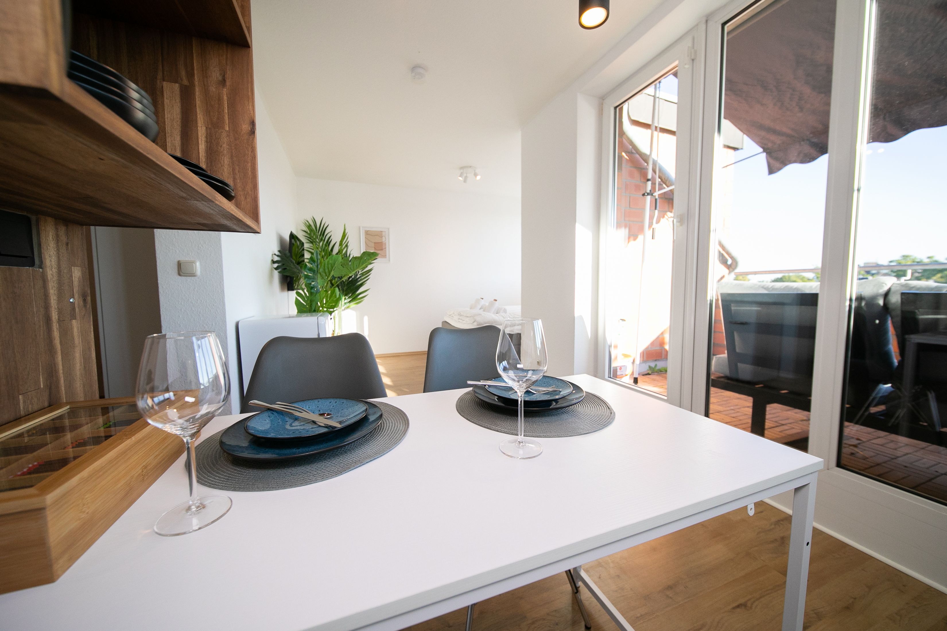  Studio Apartment | Zentral | Balkon | Messe | Küche | HBF In 7 Min  -  Studio Apartment | Zentral | Balkon | Messe | Küche | HBF in 7 Min  - Gallery -  5