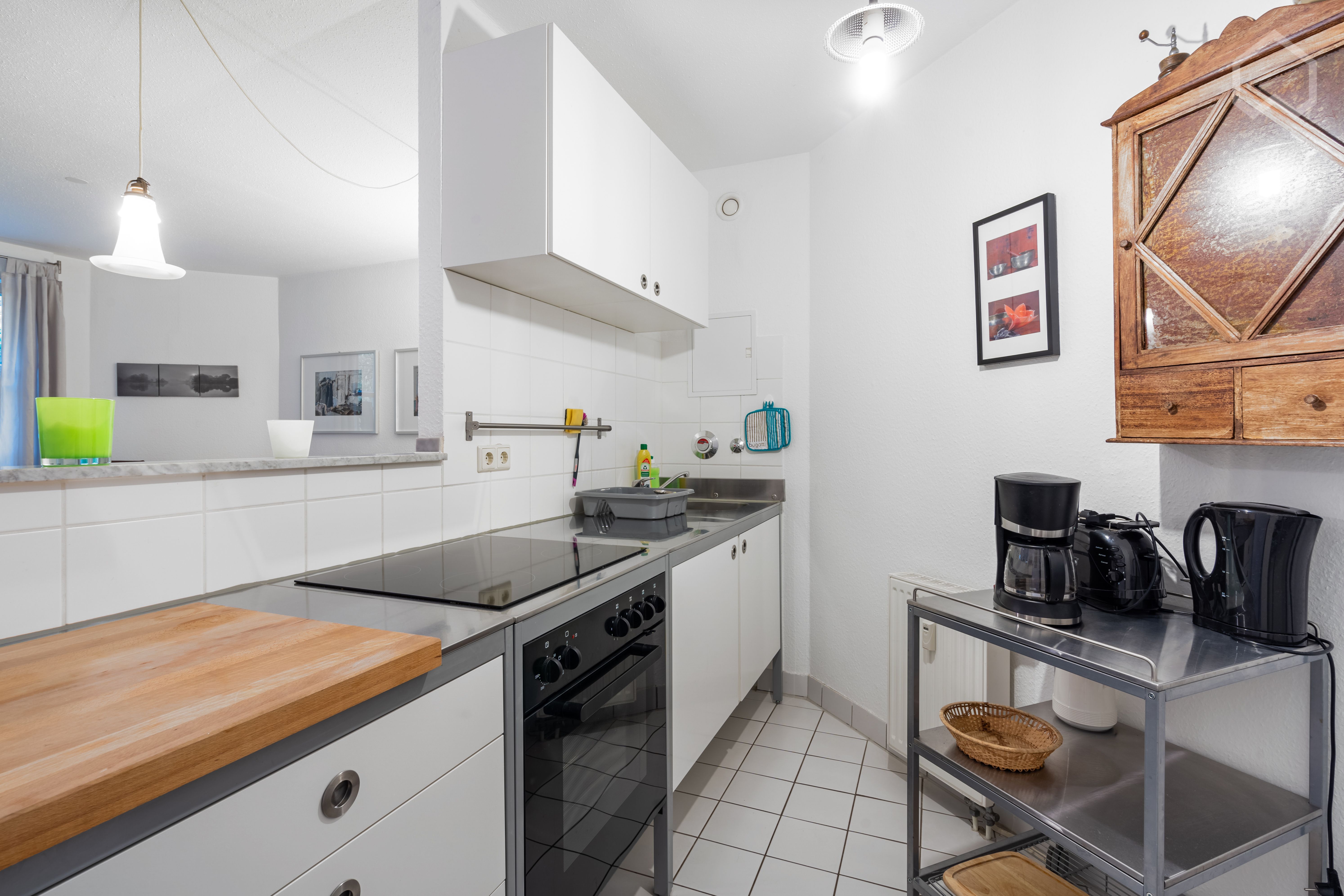  New, Quiet Apartment In Excellent Location  -  New, quiet apartment in excellent location  - Gallery -  11