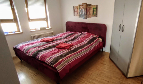 Stylish 2 ZKB appartement in Wiesbaden-Dotzheim Home Office - Gallery - 7