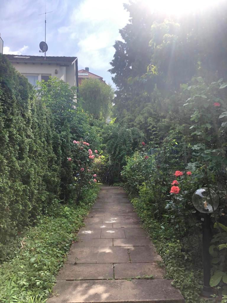 Beautiful 1.5 Room Apartment With Terrace In One Of Stuttgart's Best Neighbourhoods - 2