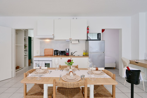 Stylish and Modern 2-Room Apartment in City Center - Gallery - 19