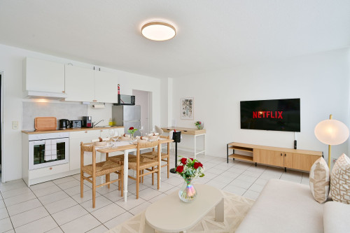Stylish and Modern 2-Room Apartment in City Center - Gallery - 24