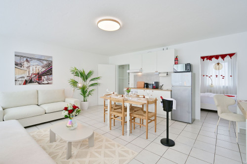 Stylish and Modern 2-Room Apartment in City Center - Gallery - 25