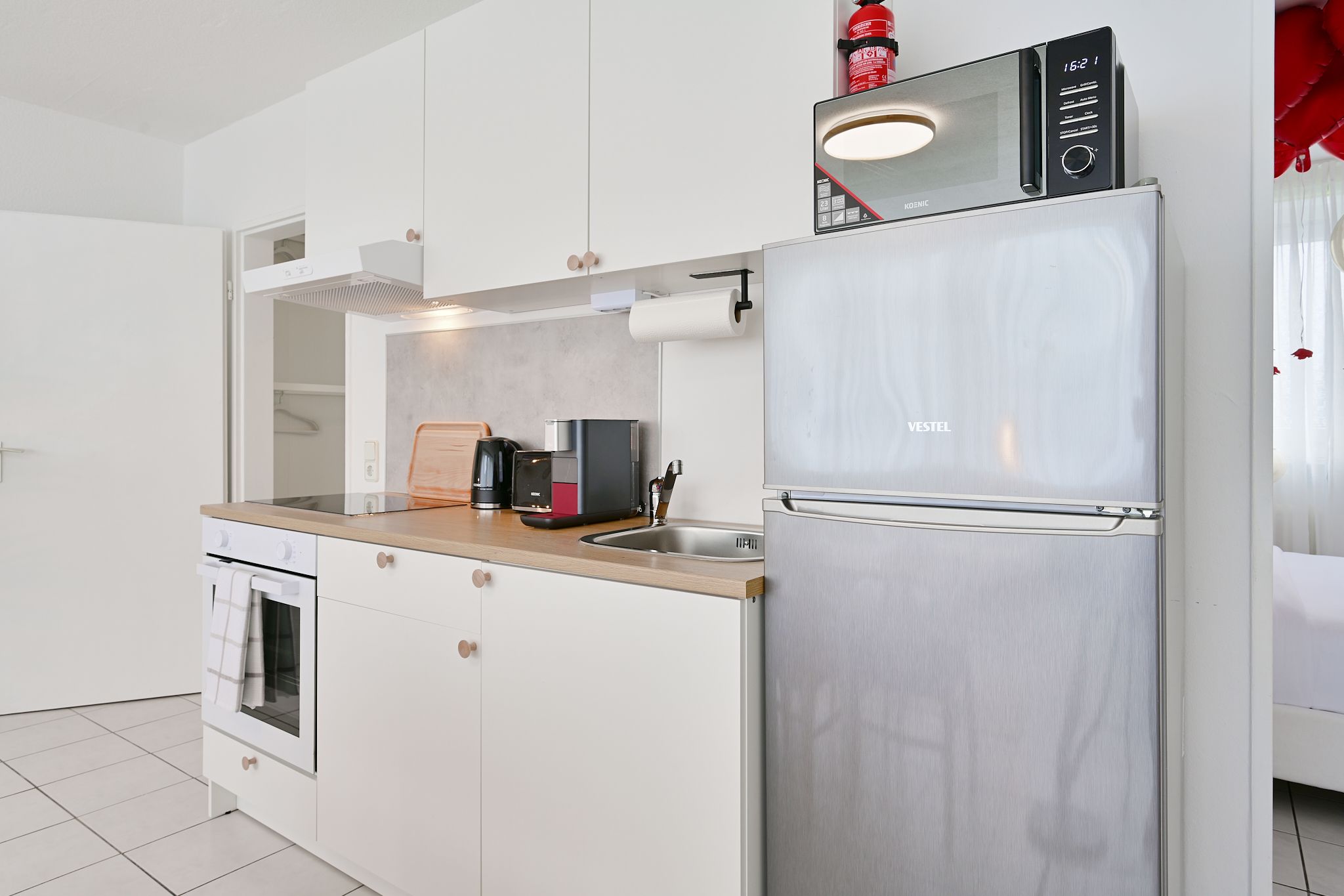 Stylish And Modern 2-Room Apartment In City Center - 20