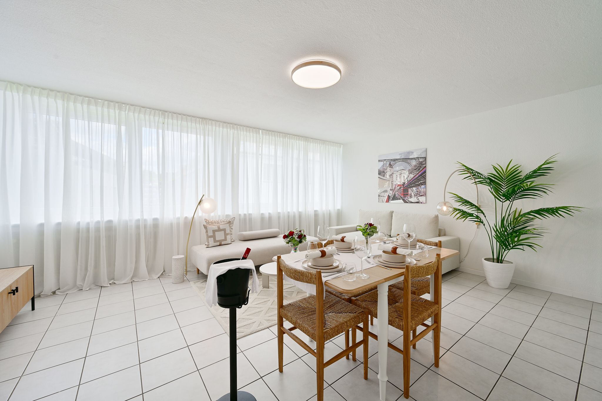 Stylish And Modern 2-Room Apartment In City Center - 13