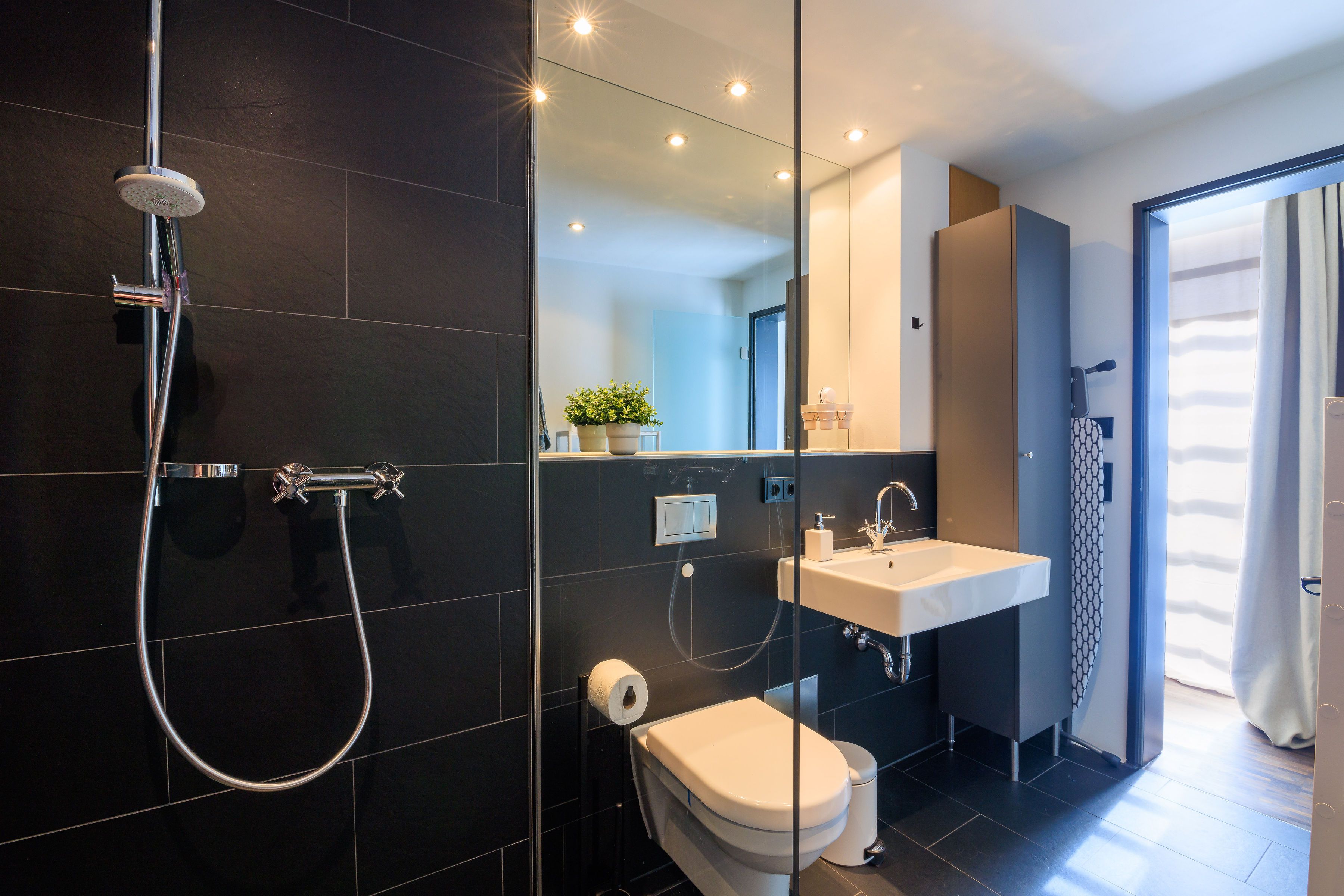  Beautiful And Modern Suite (Augsburg)  -  Beautiful and modern suite (Augsburg)  - Gallery -  1