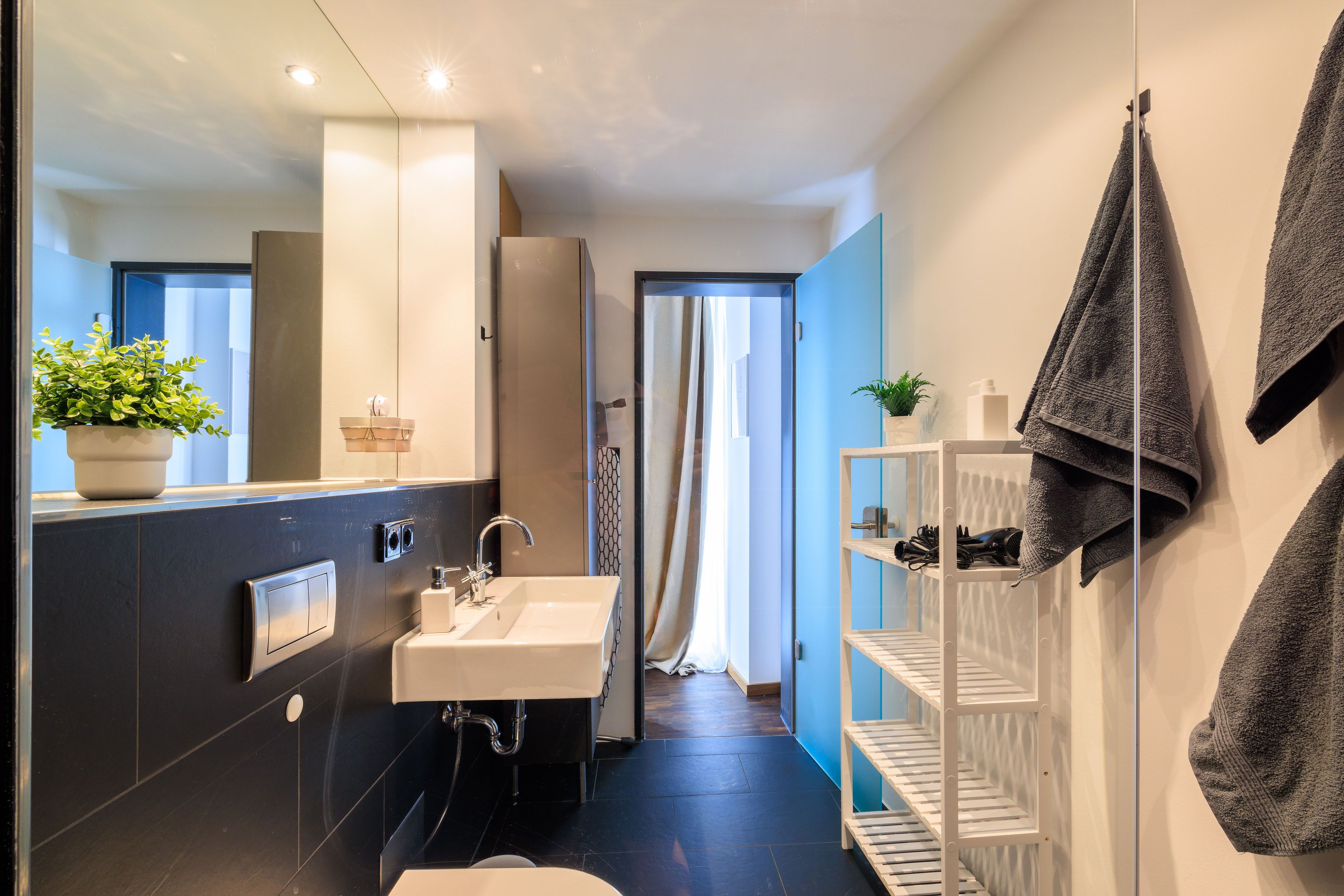  Beautiful And Modern Suite (Augsburg)  -  Beautiful and modern suite (Augsburg)  - Gallery -  2
