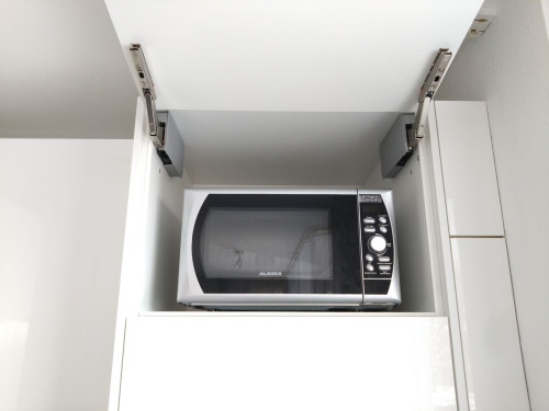 Fully stocked 2 room apartment with balcony