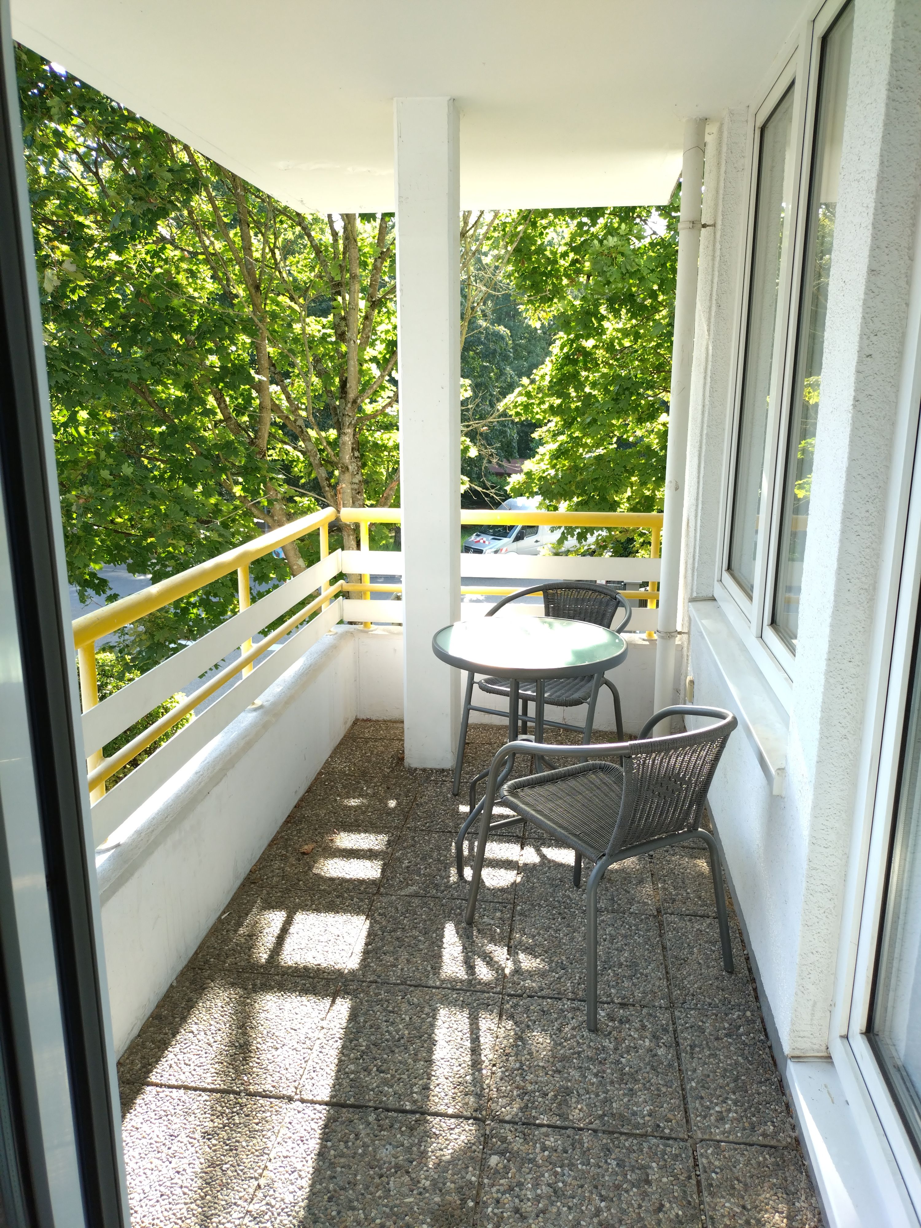  Fully Stocked 2 Room Apartment With Balcony  -  Fully stocked 2 room apartment with balcony  - Gallery -  9