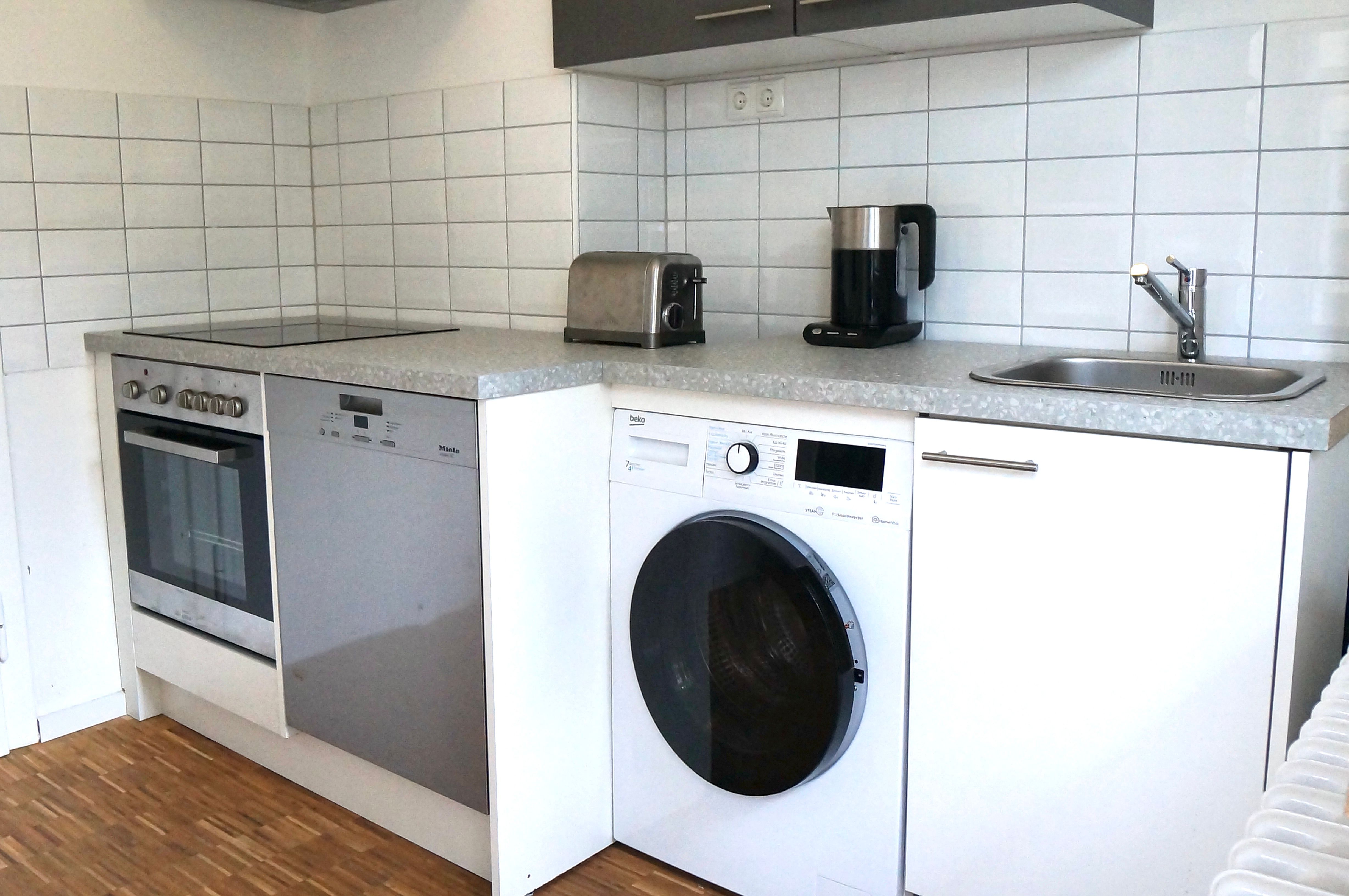 Bright And Fashionable Studio Located In Duisburg - 11