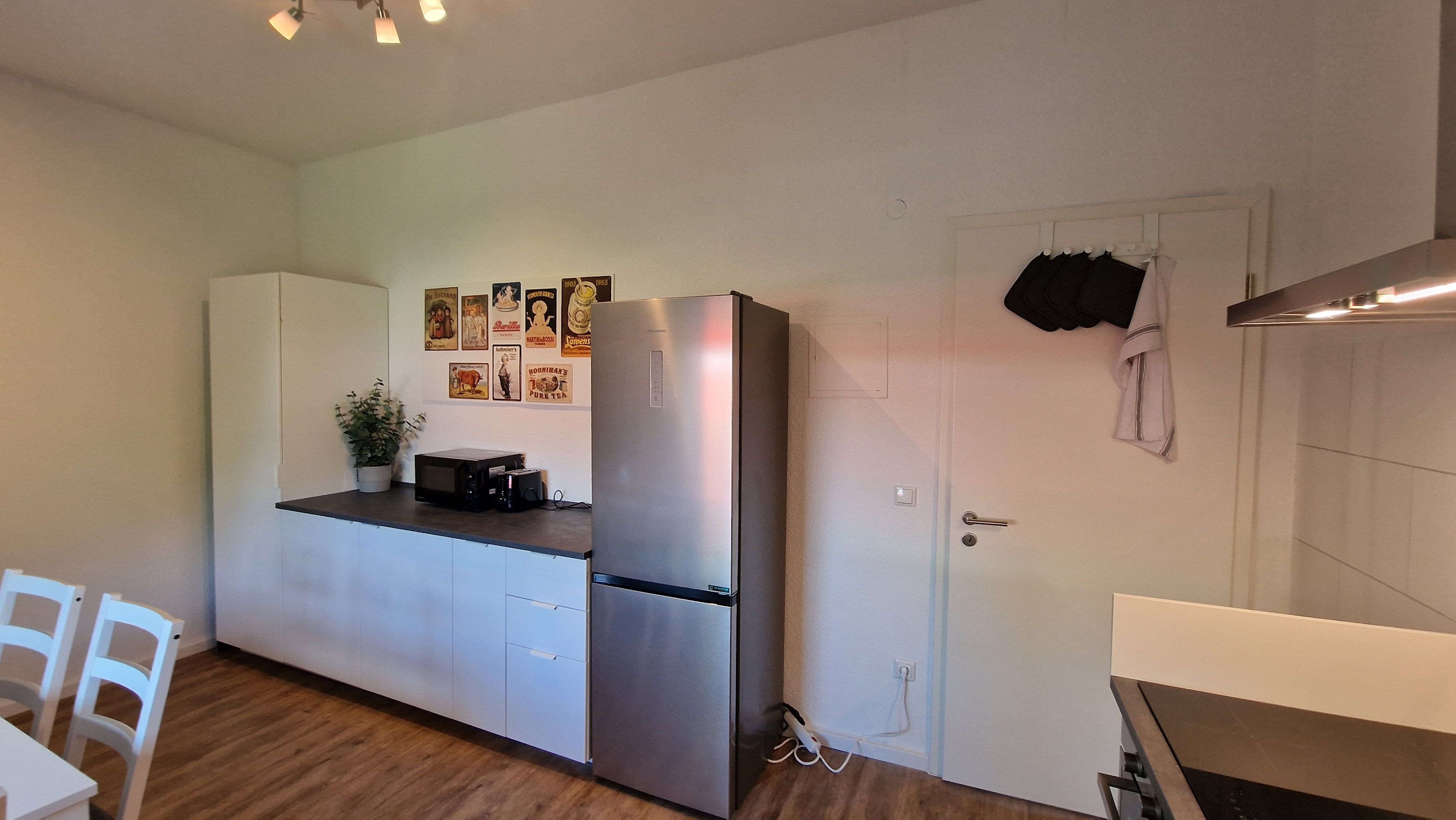 Elfriede5: Fashionable Renovated Quiet Home In GE For Rent - 10