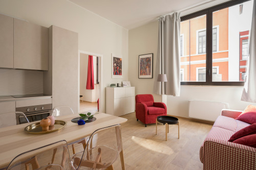 Modern Studio Apartment (40 m²) – Fully Furnished, No Deposit, Cleaning Service, City Registration!