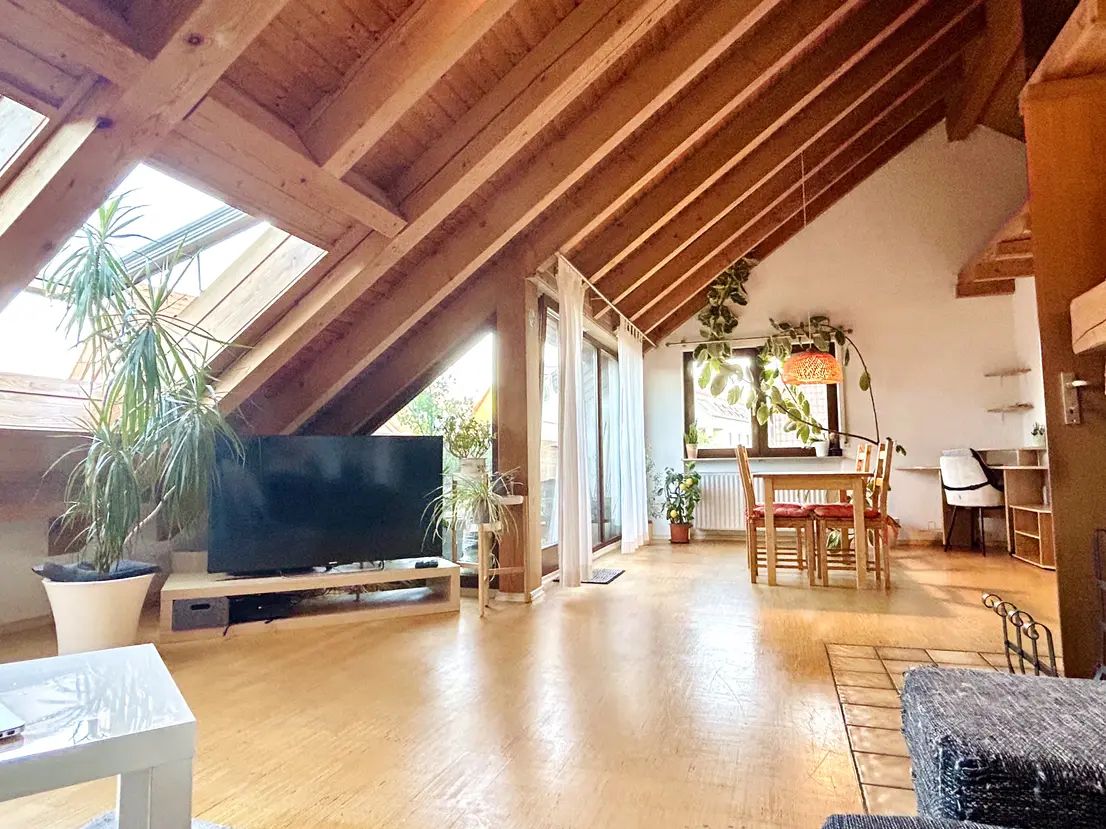  Spacious And Fully Furnished 2.5-Room Flat With Roof Terrace & Fitted Kitchen In Stuttgart-Plieninge  -  Spacious and fully furnished 2.5-room flat with roof terrace & fitted kitchen in Stuttgart-Plieningen  - Gallery -  12