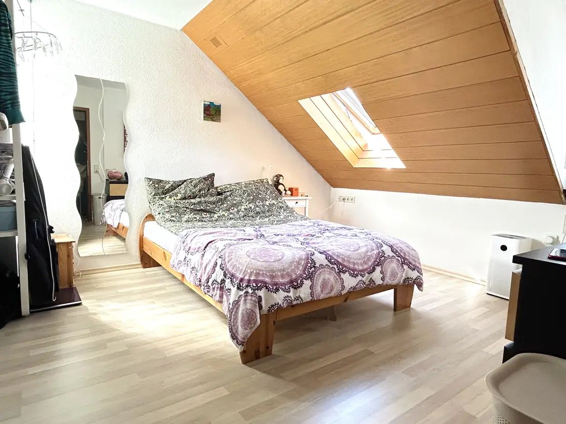  Spacious And Fully Furnished 2.5-Room Flat With Roof Terrace & Fitted Kitchen In Stuttgart-Plieninge  -  Spacious and fully furnished 2.5-room flat with roof terrace & fitted kitchen in Stuttgart-Plieningen  - Gallery -  9