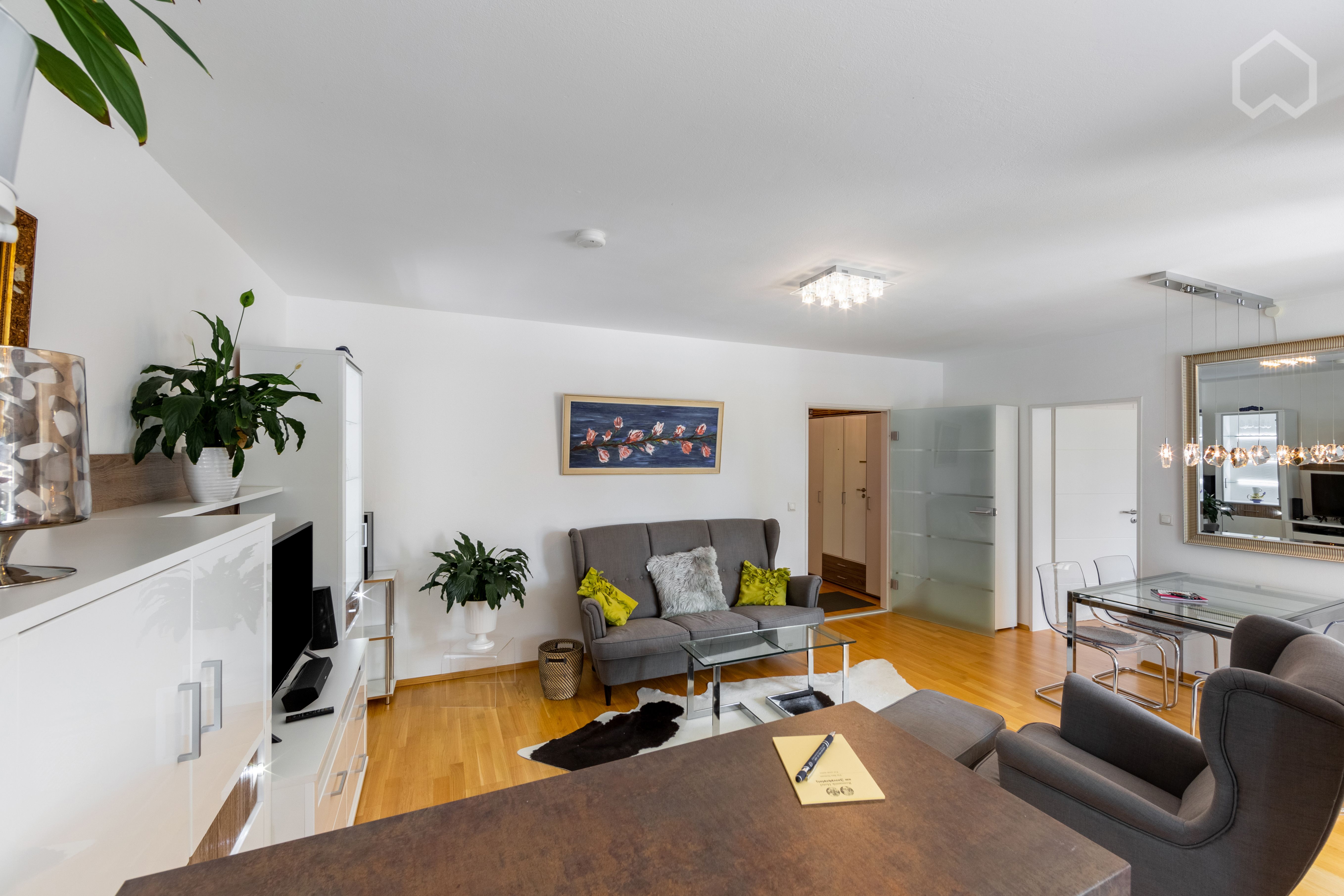 Quiet Apartment With Balcony In Aubing - 4