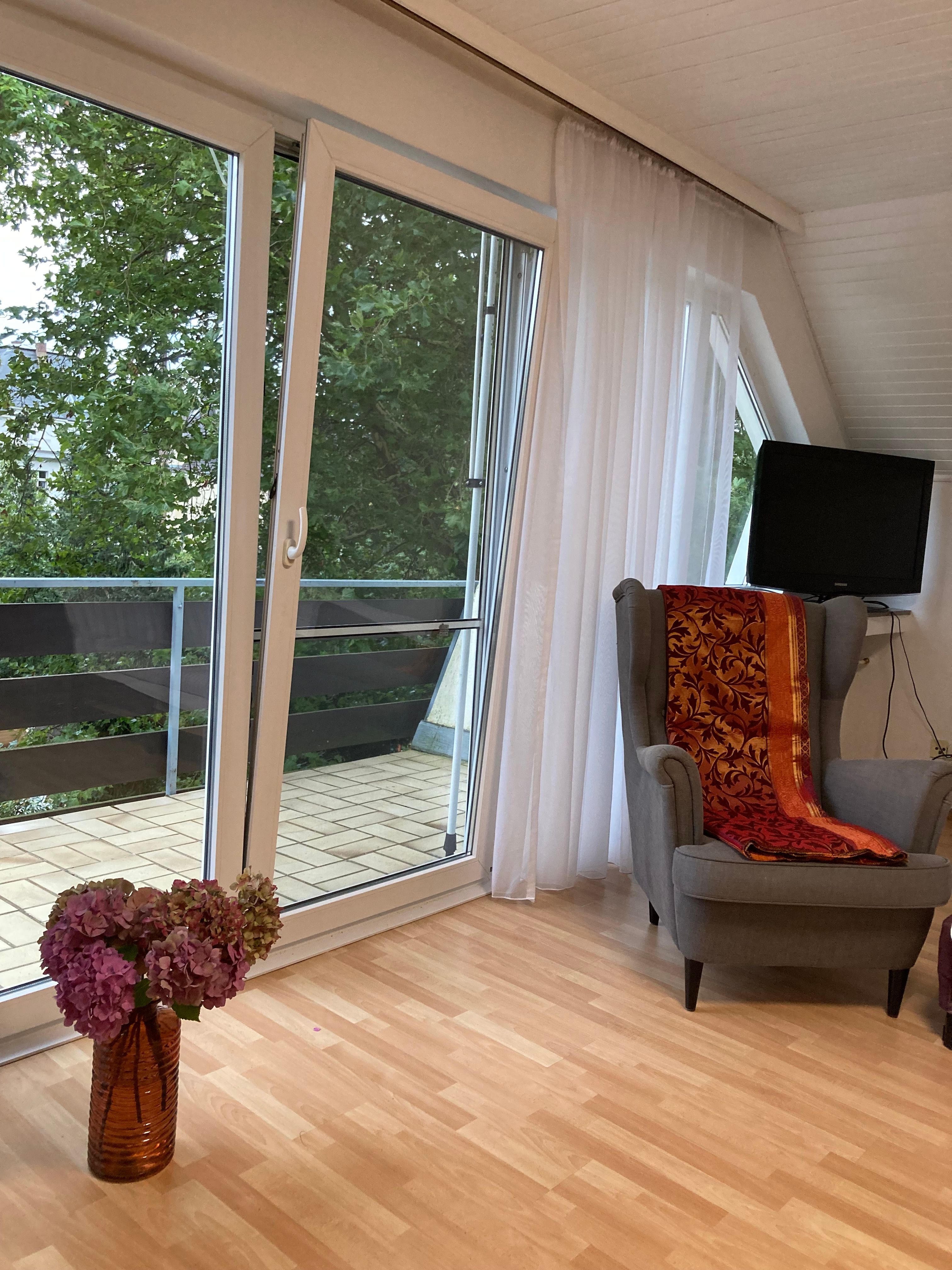  Elegant Loft High Above The Gardens Of Bonn-Bad Godesberg's Rüngsdorf Quarter In  -  Elegant loft high above the gardens of Bonn-Bad Godesberg's Rüngsdorf quarter in  - Gallery -  30
