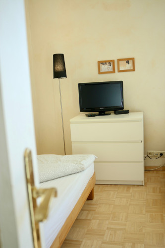 Modern 4-Room Apartment with Large Terrace – Fully Furnished, No Deposit, Cleaning Service Included! - Gallery - 7