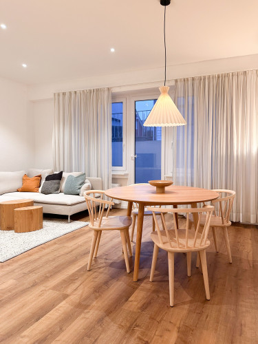 Newly renovated and furnished apartment in Leonberg