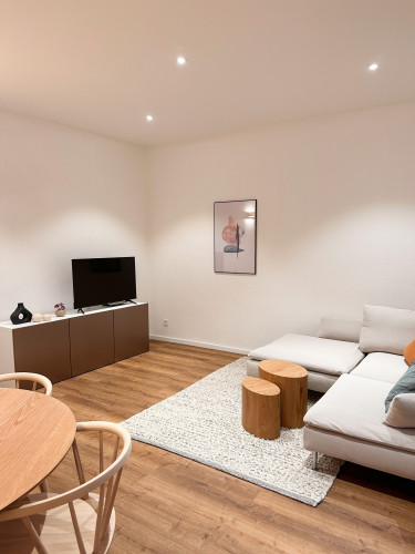 Newly renovated and furnished apartment in Leonberg