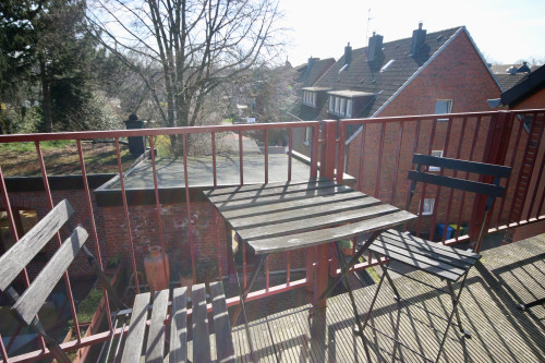 Modern 4-Room Apartment with Balcony – Fully Furnished, No Deposit, Cleaning Service Included! - Gallery - 16